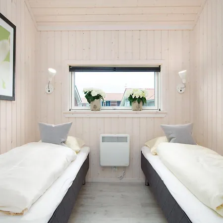 Grobenbrode Pine-edge Retreat *